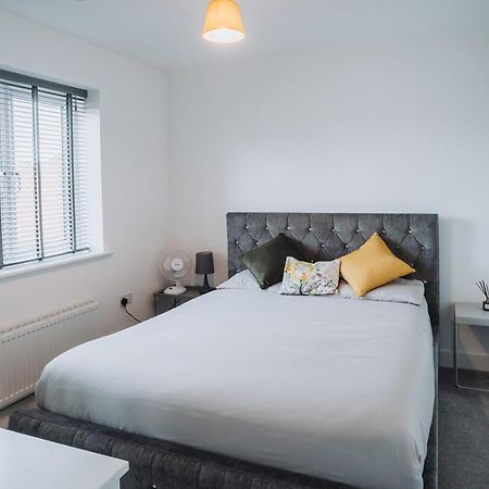 Apartament Deluxe 2 Bed Flat In Patchway Near Aztec West And Cribbs Causeway Bristol Zewnętrze zdjęcie