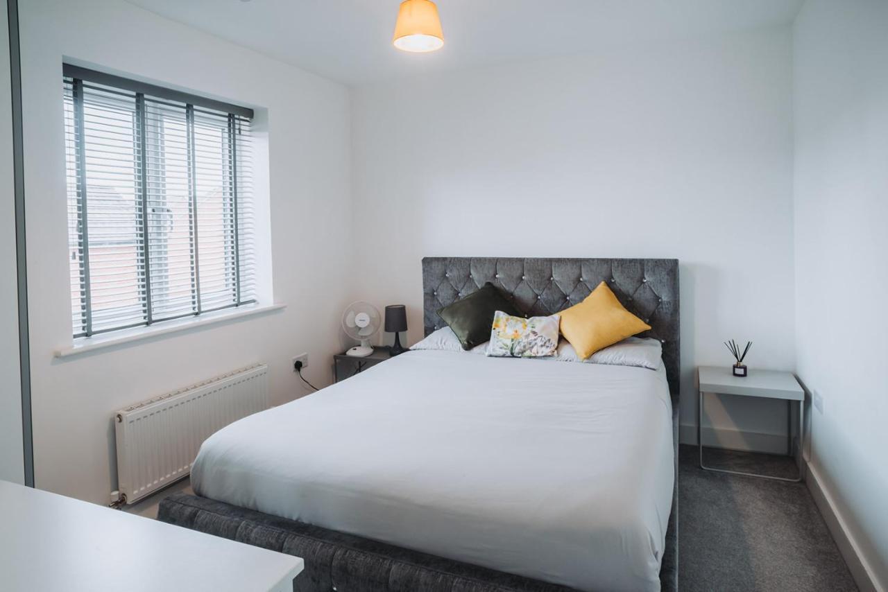 Apartament Deluxe 2 Bed Flat In Patchway Near Aztec West And Cribbs Causeway Bristol Zewnętrze zdjęcie