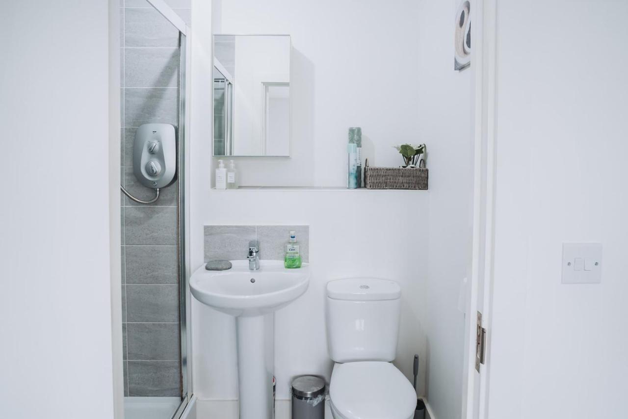 Apartament Deluxe 2 Bed Flat In Patchway Near Aztec West And Cribbs Causeway Bristol Zewnętrze zdjęcie